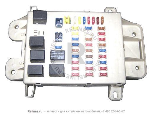 Блок предохранителей пласт. - T11-3***60BA