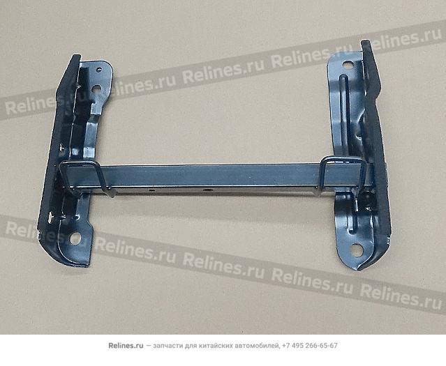 Brkt assy,RR row RH seat - 70010***Q00A