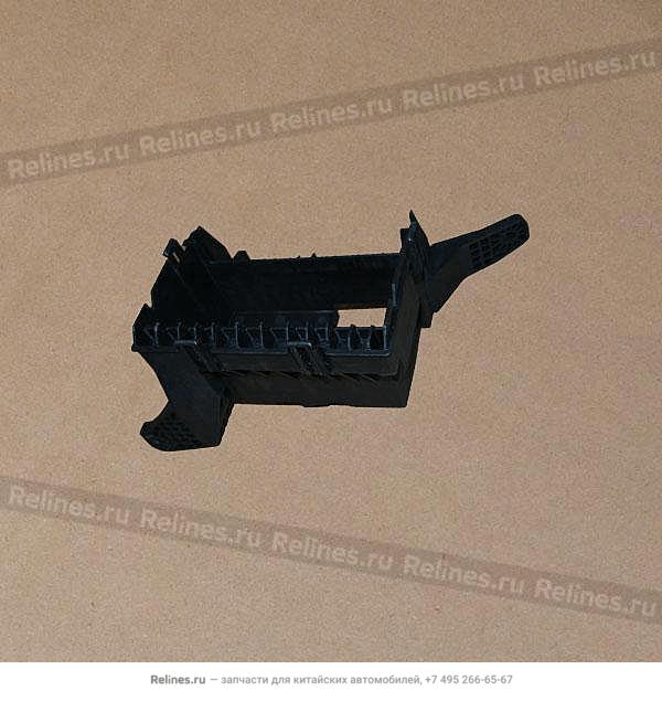 Крышка блока предохранителей салона нижняя T22/T26 - 8070***1AA