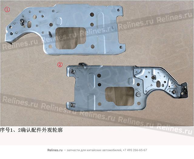 Стойка радиатора левая - 50102***W02A