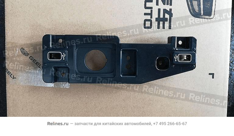 Front USB bracket assy