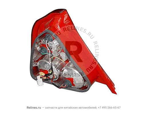 Фонарь задний правый