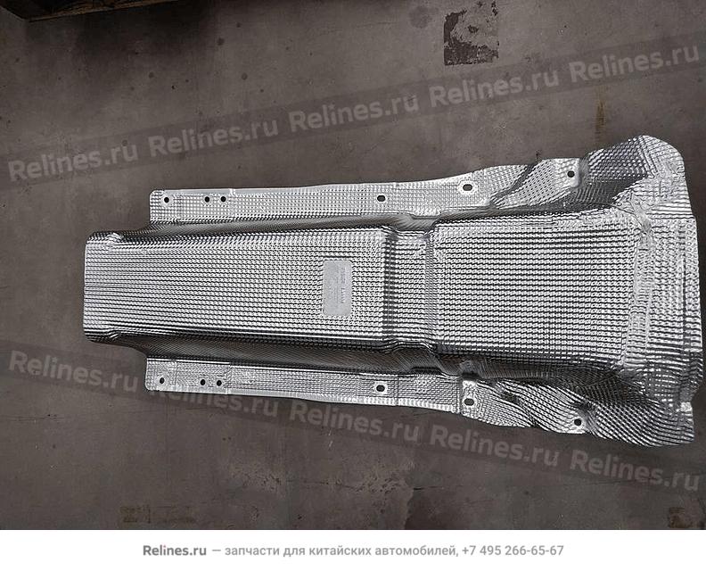 Front exhaust pipe heat insulating plate