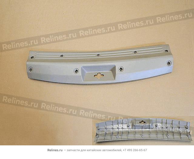 Guard plate-tail doorsill - 560220***0XAD1