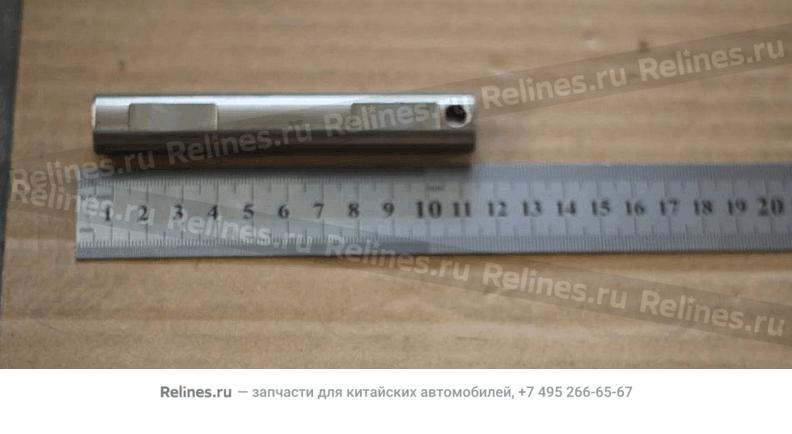 Plante gear shaft - 301***934