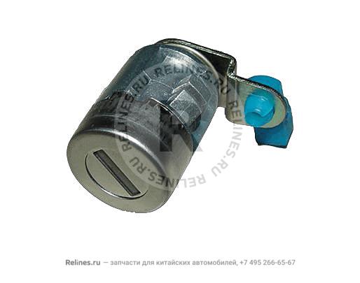 Lock core assy - FR door LH