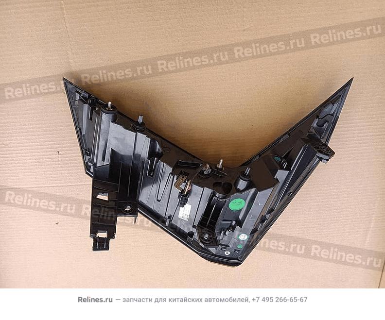 Фонарь задний правый