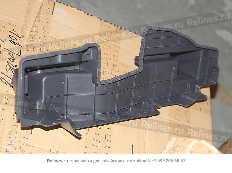 Направляющая радиатора охлаждения левая (4T18)