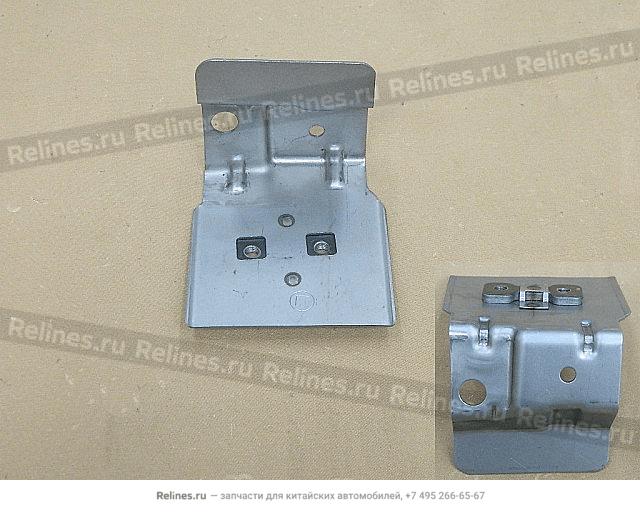 Reinf plate assy-rr door lock LH