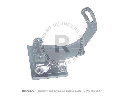 Support bracket adjusting arm