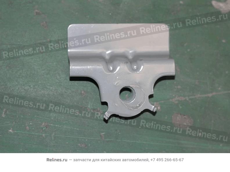 Assy,front seat belt retractor bracket