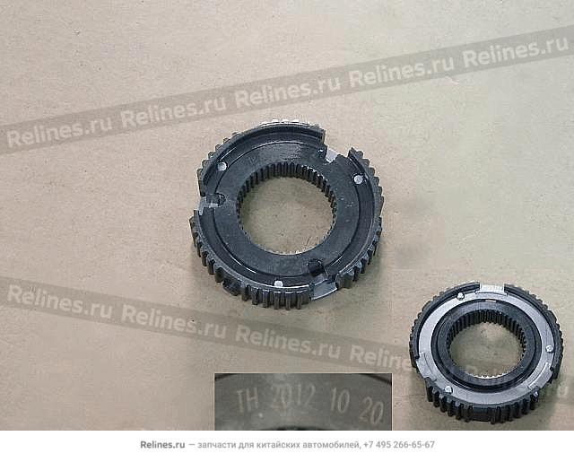 Reverse gear hub - 17084***M51A