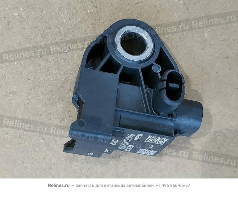 Датчик столкновения передний - 660***040