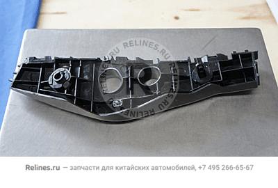 Кронштейн переднего бампера правый