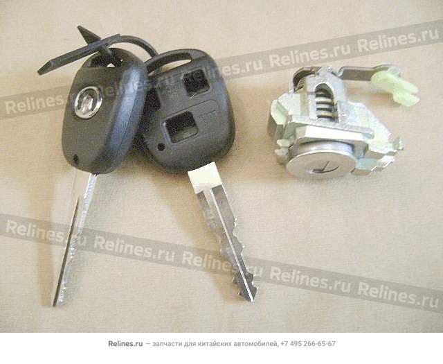 Lock cylinder FR door RH(key w/flange in - 61053***00-B1