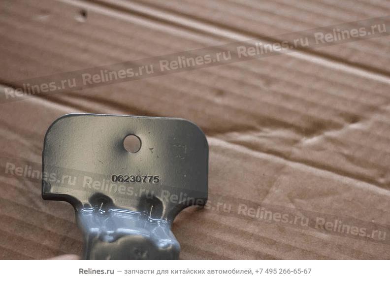 Assy,retractor bracket,RF safety belt