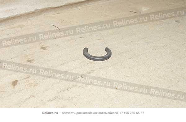 Clamping retaining ring
