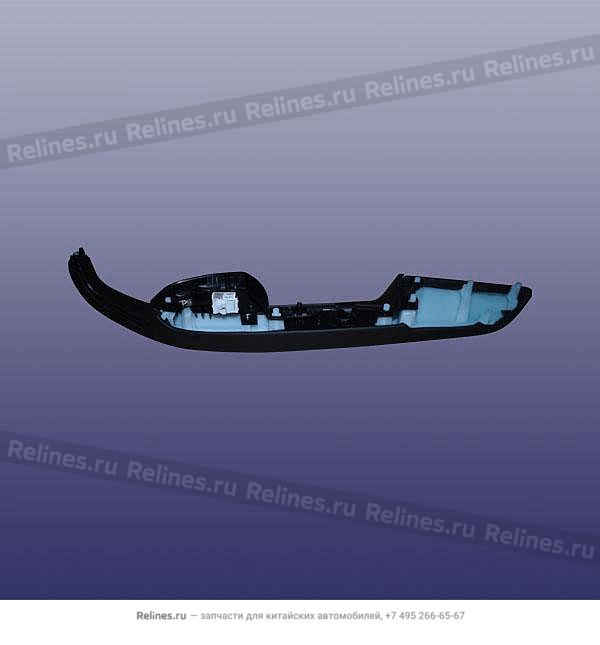 Подлокотник двери задней левой T1E