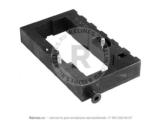 Кронштейн крепления блока предохранителей пласт.