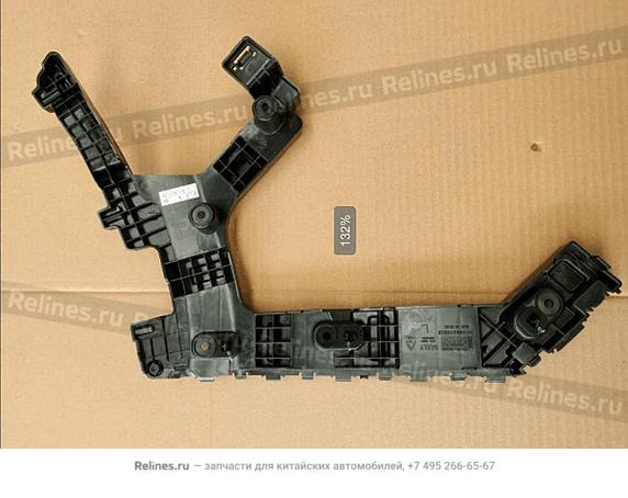 Кронштейн заднего бампера левый