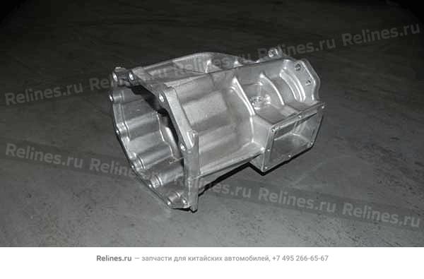 RR transmission housing