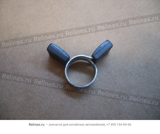 Small sprg pipe clamp-metal strip type