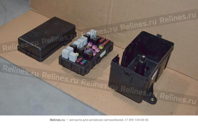 Box assy - FR electric equipment