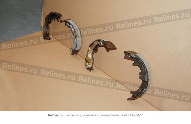 RR brake shoe - T11-3***02170