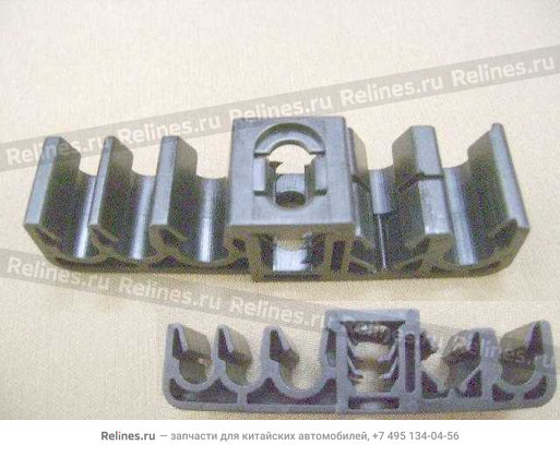 Pipe clamp no.2-5 hole