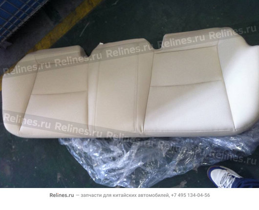 Rear seat cushion