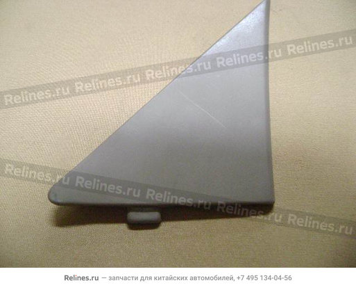 Triangular trim panel-fr door RH(light c