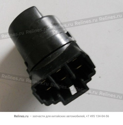 Connector-ignition switch