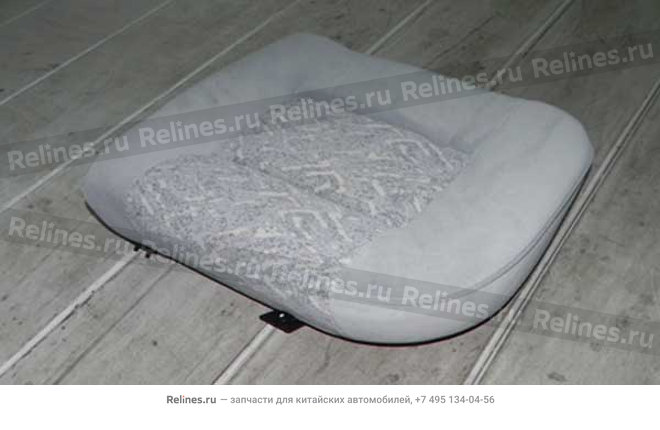 RR seat cushion-lh