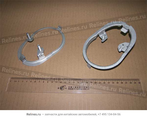 Sleeve bracket-steering universal joint